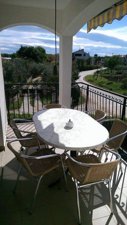 Guesthouse Pejo โปเรช ภายนอก รูปภาพ