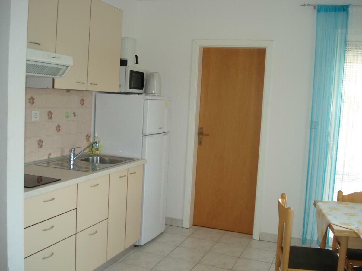 Guesthouse Pejo โปเรช ภายนอก รูปภาพ